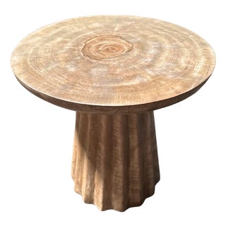 Hand-Crafted Round Side Table in Mango Wood, Organic Modern Style For Sale