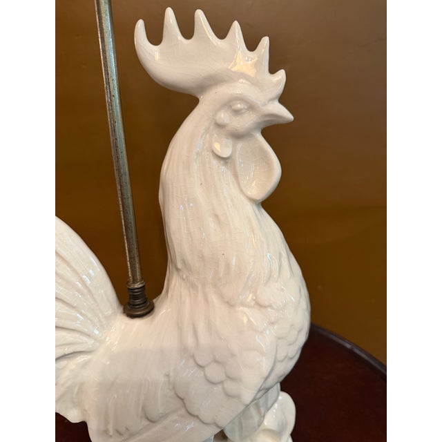 This spectacular 1950s mid-century table lamp perfectly captures the soulful elegance of French Provincial design mixed...