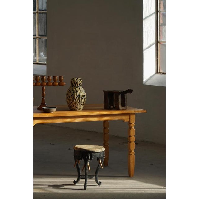 Anglo-Indian Elephant Stool in Ebonized Hardwood, 1900s For Sale - Image 14 of 18