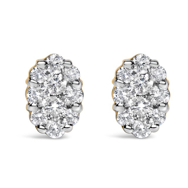 Immerse yourself in the brilliance of these 18K yellow gold stud earrings, where luxury meets timeless elegance. Expertly...