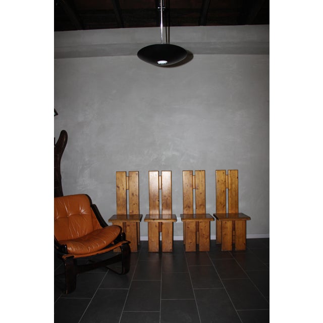 Set of brutalist chairs from the 70s with very high backrest, in solid American pine wood, handmade.