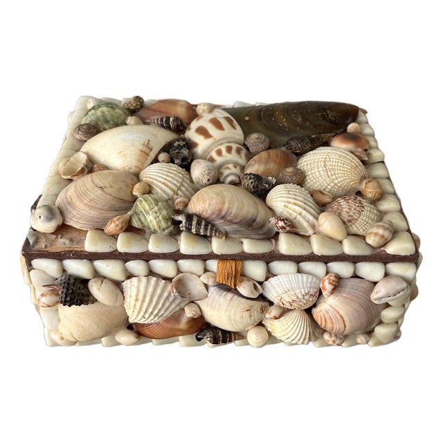 1970s Vintage Seashell Encrusted Box For Sale