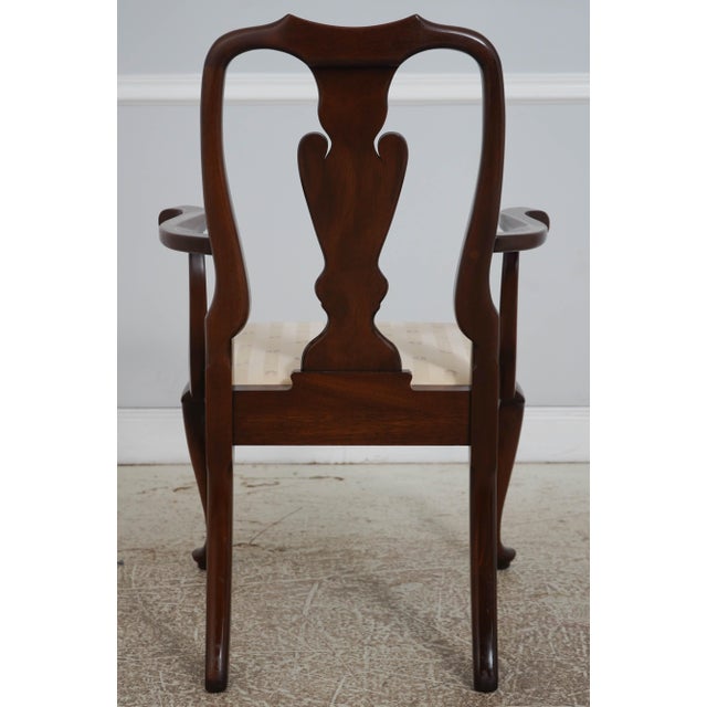 Henkel Harris Set of 6 Henkel Harris Mahogany Queen Anne Dining Chairs For Sale - Image 4 of 18
