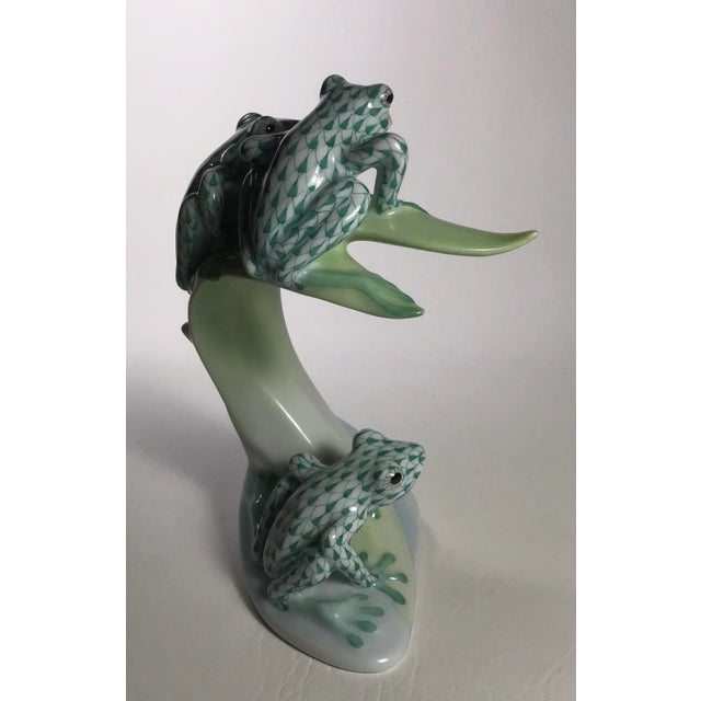 Ceramic 2007 Herend Porcelain Three Tree Frogs on Palm Leaf For Sale - Image 7 of 10