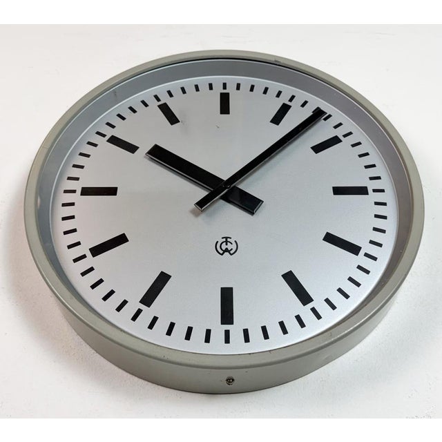 Vintage Industrial Station Wall Clock from TCW, 1960 For Sale - Image 6 of 18