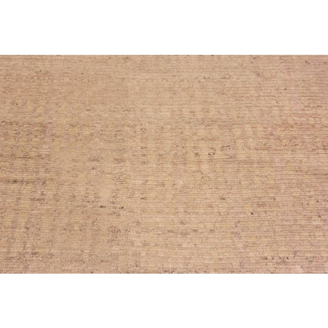 Early 21st Century Nazmiyal Collection Oversized Modern Moroccan Style Rug For Sale - Image 5 of 10