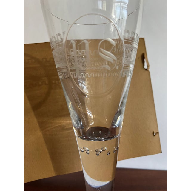 Traditional 19th Century Georgian Anglo-Irish Etched Glass Vase For Sale - Image 3 of 12