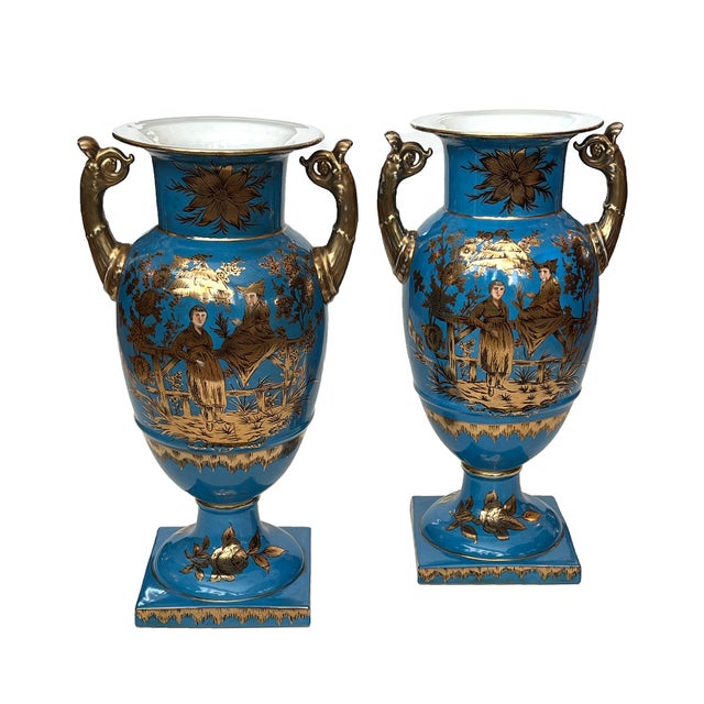 Chinoiserie Pair of French Paris Porcelain Chinoiserie Gilt and Cerulean Blue Ground Vases For Sale - Image 3 of 15