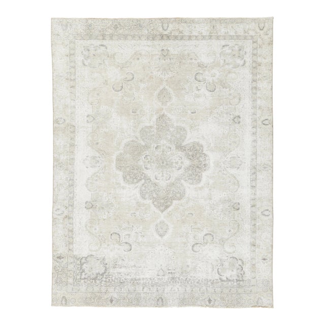 Vintage Persian Tabriz Rug, Sculpted Medallion in Ivory and Cool Gray - Rug & Kilim For Sale