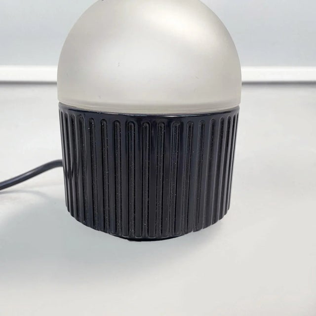 Metal Mid-Modern Italian Table Lamp Bulbo by Barbieri Marianelli for Tronconi, 1980s For Sale - Image 7 of 12