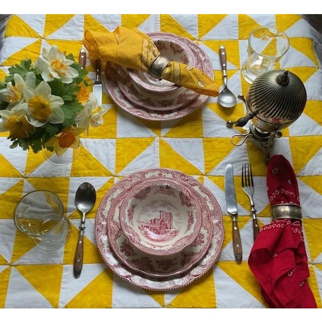 Johnson Bros "Old Britain Castles" Red Transferware Breakfast Set, 8 Pieces — C. 1980s, England For Sale - Image 12 of 18