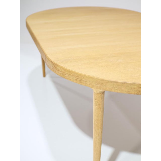 Beige Danish Extendable Round Dining Table in Oak, 1960s For Sale - Image 8 of 18