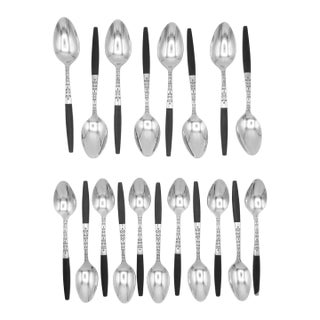 Vintage Interpur Inr2 Canoe Muffin Black Handle Spoon Set (10 Teaspoons, 8 Tablespoons) - 18 pcs For Sale