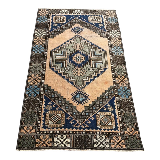 Turkish Contemporary Wool Rug - 3′1″ × 5′5″ For Sale