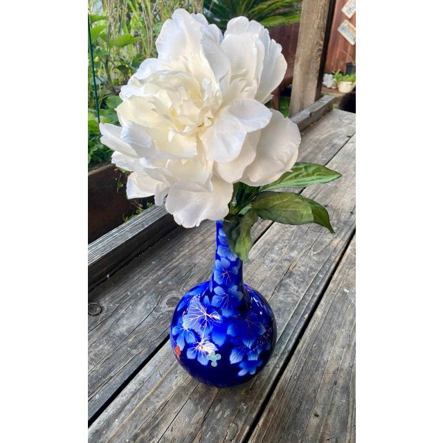 Japanese Vintage Fukagawa Arita Cobalt Blue Porcelain Vase With Gilt Leaves For Sale - Image 3 of 9