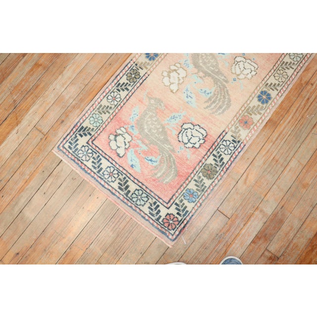 Vintage Pictorial Pigeon Turkish Rug - 1'11" x 4'1" For Sale In New York - Image 6 of 7