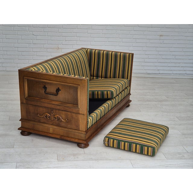 Danish Drop Arm Sofa in Wool & Oak Wood, 1960s For Sale - Image 9 of 18
