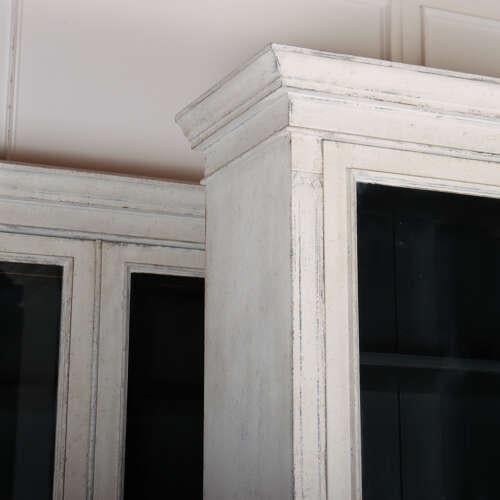 English Display Bookcases, Set of 2 For Sale - Image 9 of 10