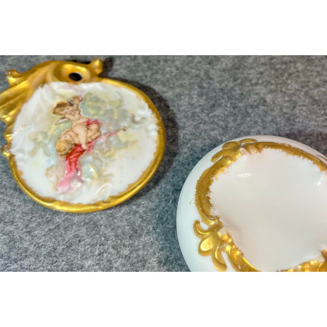 Antique Porcelain Pill/Trinket Box For Sale - Image 9 of 9