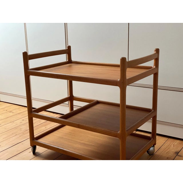 Johannes Andersen Danish Teak Serving Trolley by Johannes Andersen for CFC Silkeborg For Sale - Image 4 of 10