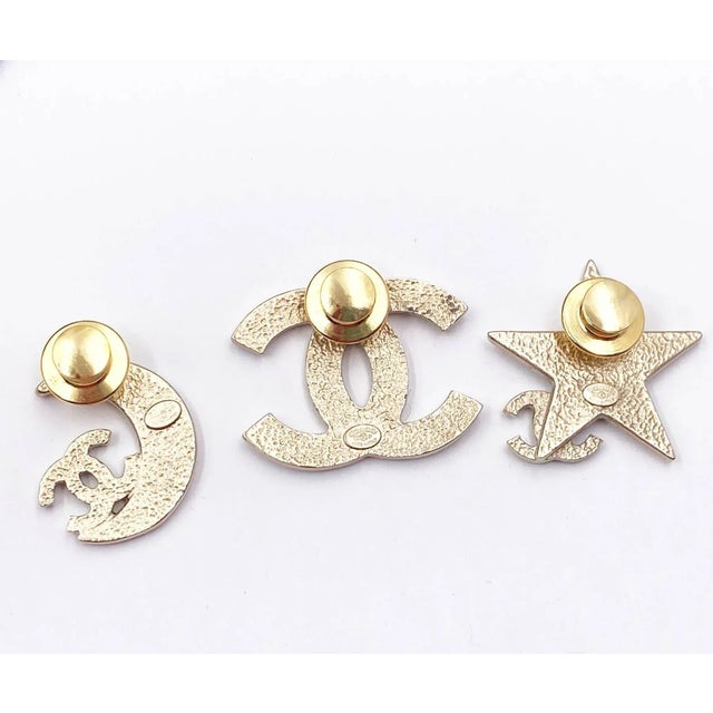 Contemporary Chanel Rare Gold CC Moon Star Black Crystal 3 Pins - 3 Pieces For Sale - Image 3 of 3