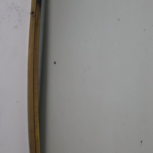 Oval Mirror in Brass in the style of Gio Ponti, Italy, 1950s For Sale - Image 5 of 7