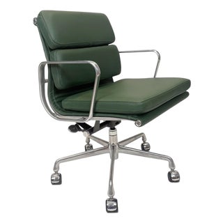 Herman Miller Eames Aluminum Group Soft Pad Management Chair - Green Leather For Sale