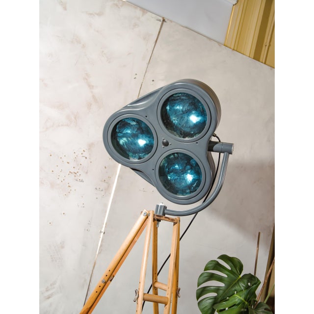 This extraordinary piece began life in the 1990s as a heraeus hanaulux london shadowless surgical lamp, once illuminating...