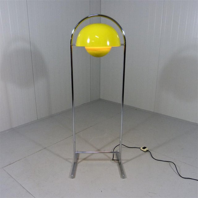 Very special floor lamp in Panton flowerpot style, probably by Cosack, Germany. Large half round yellow shade on top with...