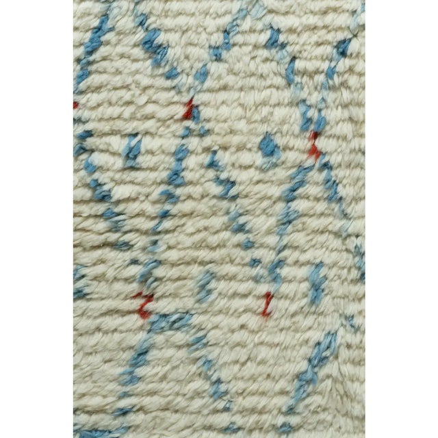 Moroccan Inspired Handwoven Rug 9ft X 12ft 2in For Sale - Image 4 of 11