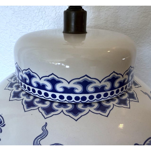 Blue Vintage Large Blue & White Chinoiserie Dragon Ginger Jar Table Lamp For Sale - Image 8 of 11