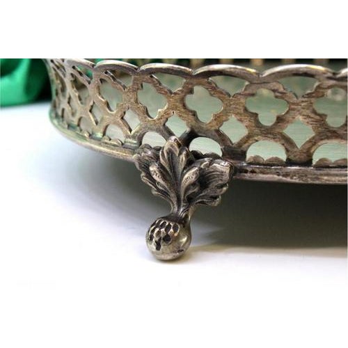 Silver Ticket Booth with Grate and Claw-Shaped Feet For Sale - Image 3 of 7