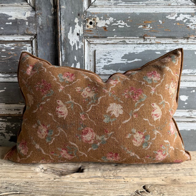 French Linen Lumbar Cover– Jardin Havane For Sale In Los Angeles - Image 6 of 6