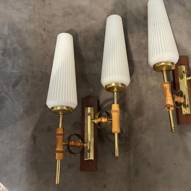 Set of Two 1950s Mid-Century Modern Brass, Bamboo and Glass Italian Wall Sconces For Sale - Image 10 of 12