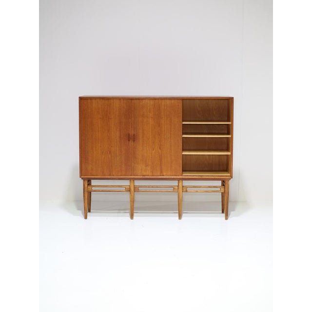 Mid-Century Modern Model 90 Highboard in Teak attributed to Illum Wikkelsø for Søren Willadsen Møbelfabrik, Denmark, 1960s For Sale - Image 3 of 18