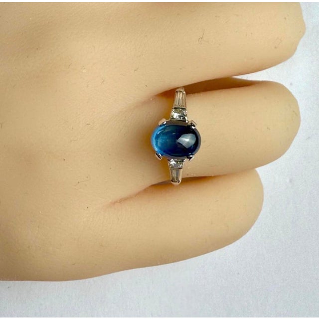 Platinum 5-Stone Ceylon Cabochon Sapphire Diamond Ring Weighing 3.22 Carat, Size 7.25 For Sale - Image 4 of 8