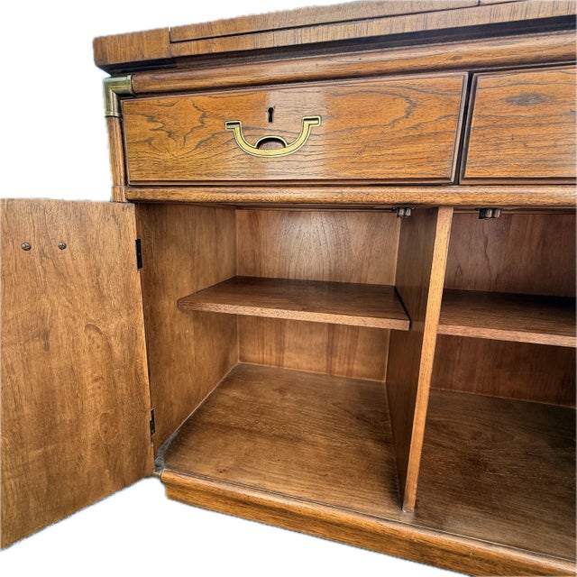 Metal Vintage Drexel Heritage Accolade II Expandable Buffet Server For Sale - Image 7 of 10