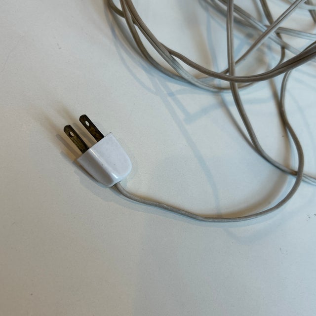 Florence Knoll Vintage Modern Marble Table Lamp in the Style of Florence Knoll For Sale - Image 4 of 7