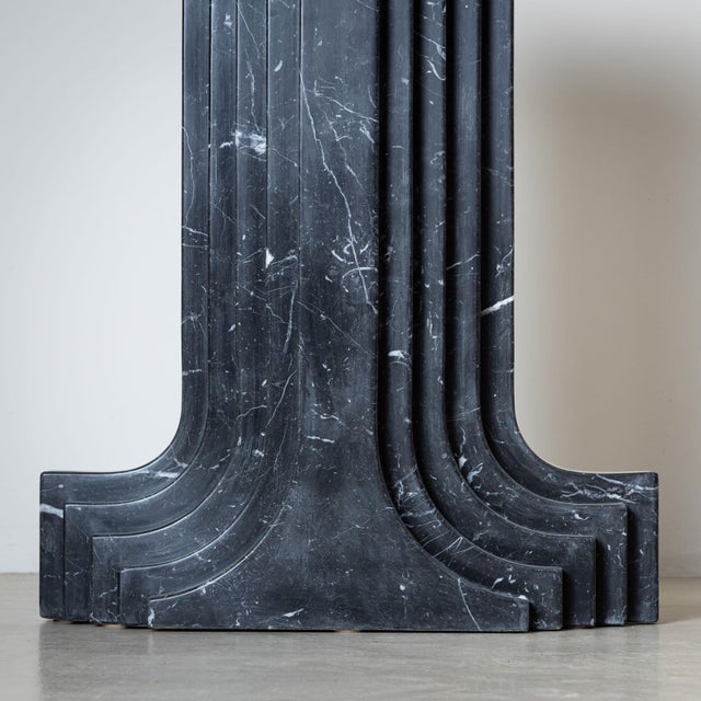 Black Marble Column attributed to Carlo Scarpa, Italy 1970 For Sale In New York - Image 6 of 6