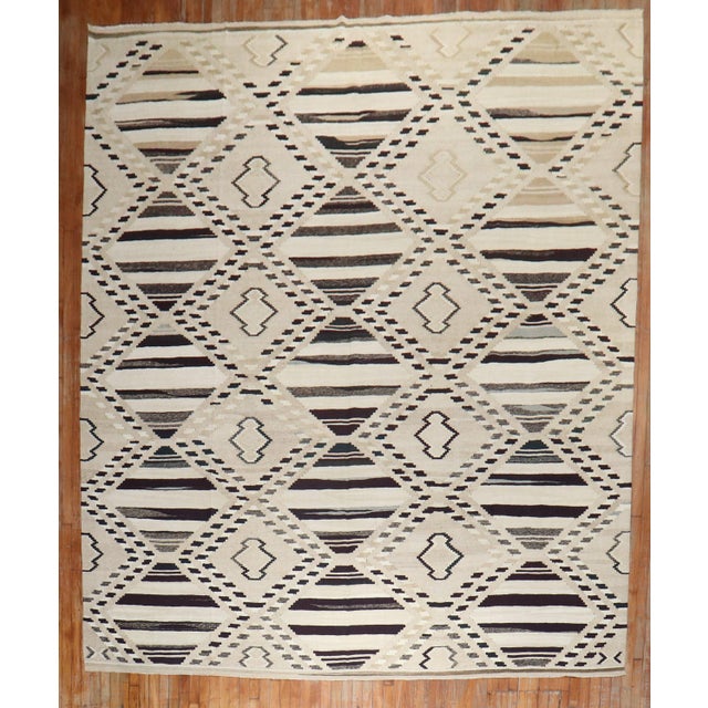 Mid-Century Modern Room Size Turkish Kilim - 10'1" x 14' For Sale - Image 16 of 18