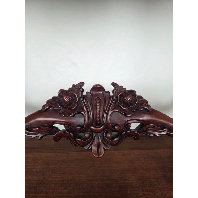 1970s Victorian Revival Mahogany Carved Pier/Console Table For Sale In Tampa - Image 6 of 10