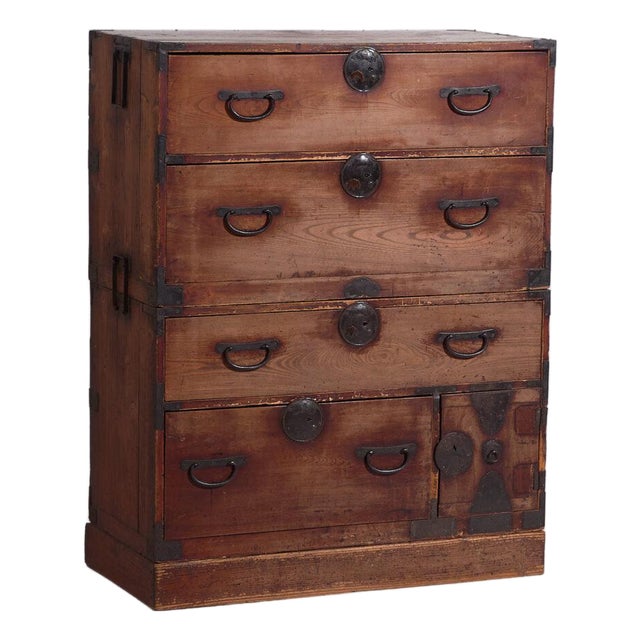 Japanese Tansu in Wood For Sale