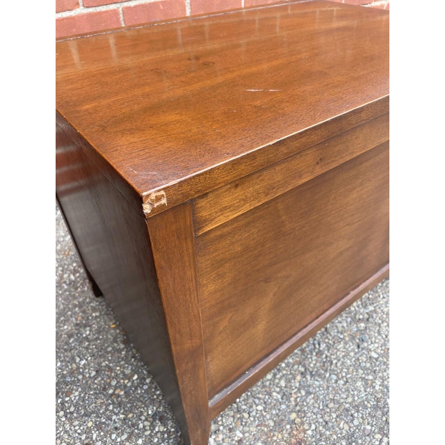 Broyhill Pair of Attributed Broyhill “Emphasis” Walnut Mid Century Modern End Tables Nightstands For Sale - Image 4 of 12