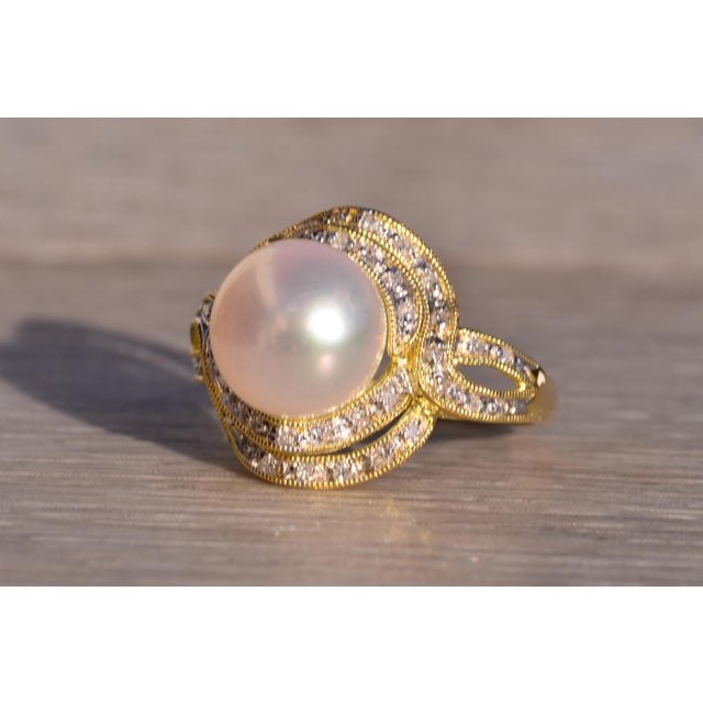 1990s The Malibu Creek: Pearl and Natural Diamond Swirl Ring in Yellow Gold For Sale - Image 5 of 11