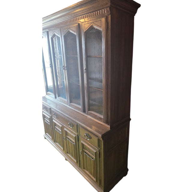 Excellent condition. Minor ware. few light scratches. Please see photos as they are considered part of the...