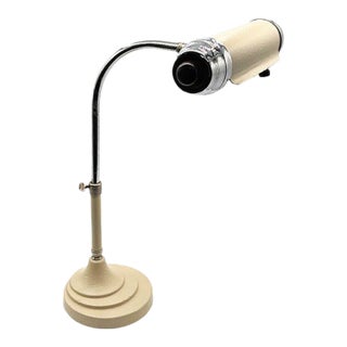 1950s Streamline Modern Chrome & Enameled Bankers Desk Lamp by Radionic For Sale