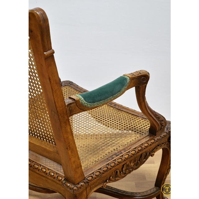 Wood Louis XV Cannés Armchairs in Carved Wood with Cufflinks, France, 1740s, Set of 2 For Sale - Image 7 of 18
