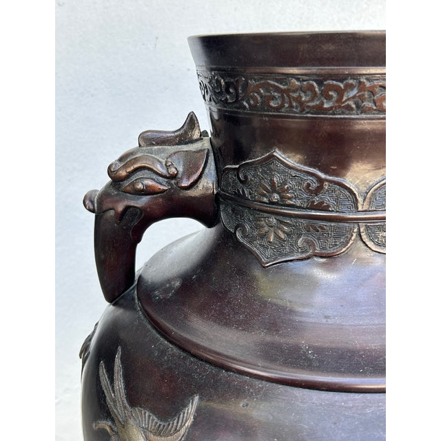 Late 19th Century Large Meiji Japanese Vase. For Sale - Image 5 of 7