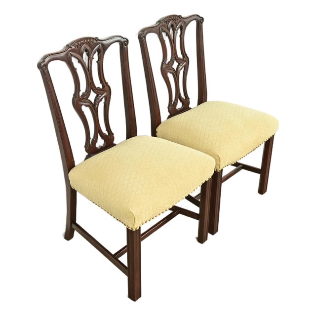 Baker Furniture Style Georgian Carved Mahogany Side Chairs or Dining Chairs, Pair For Sale