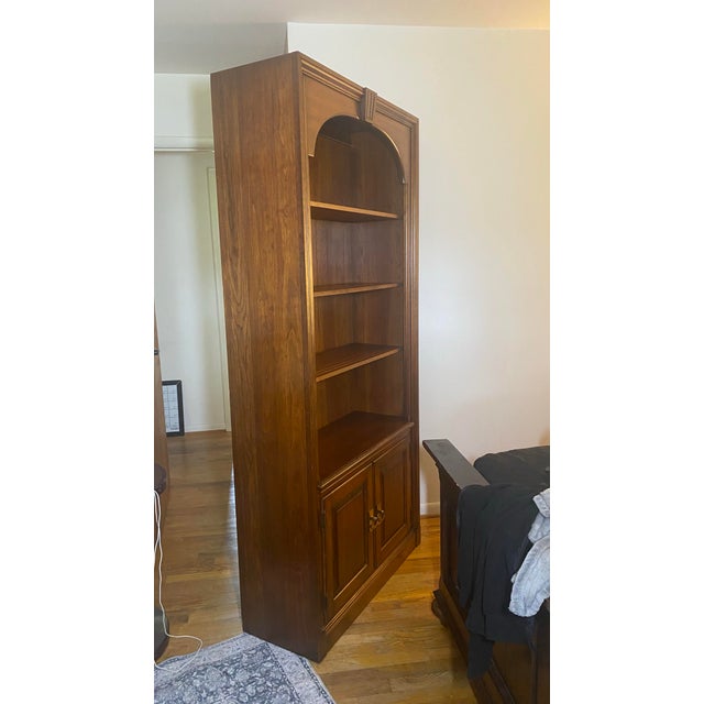 Queen Anne Late 20th Century Pennsylvania House Solid Cherry Arched Bookcase For Sale - Image 3 of 12